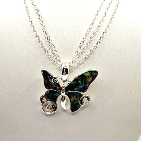 ABALONE Butterfly Necklace - Picture 2 of 4